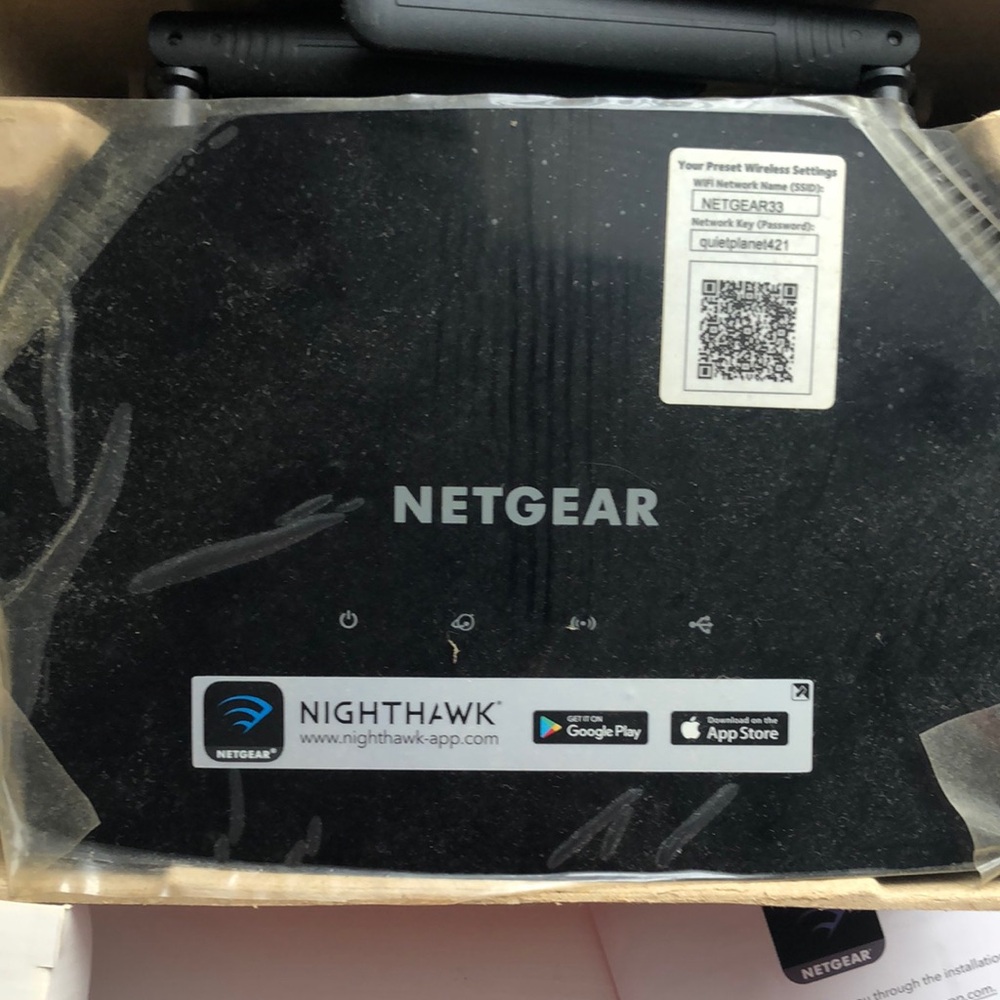 NETGEAR AC1600 WiFi Router - Model - R6260-Black - Picture 3 of 11